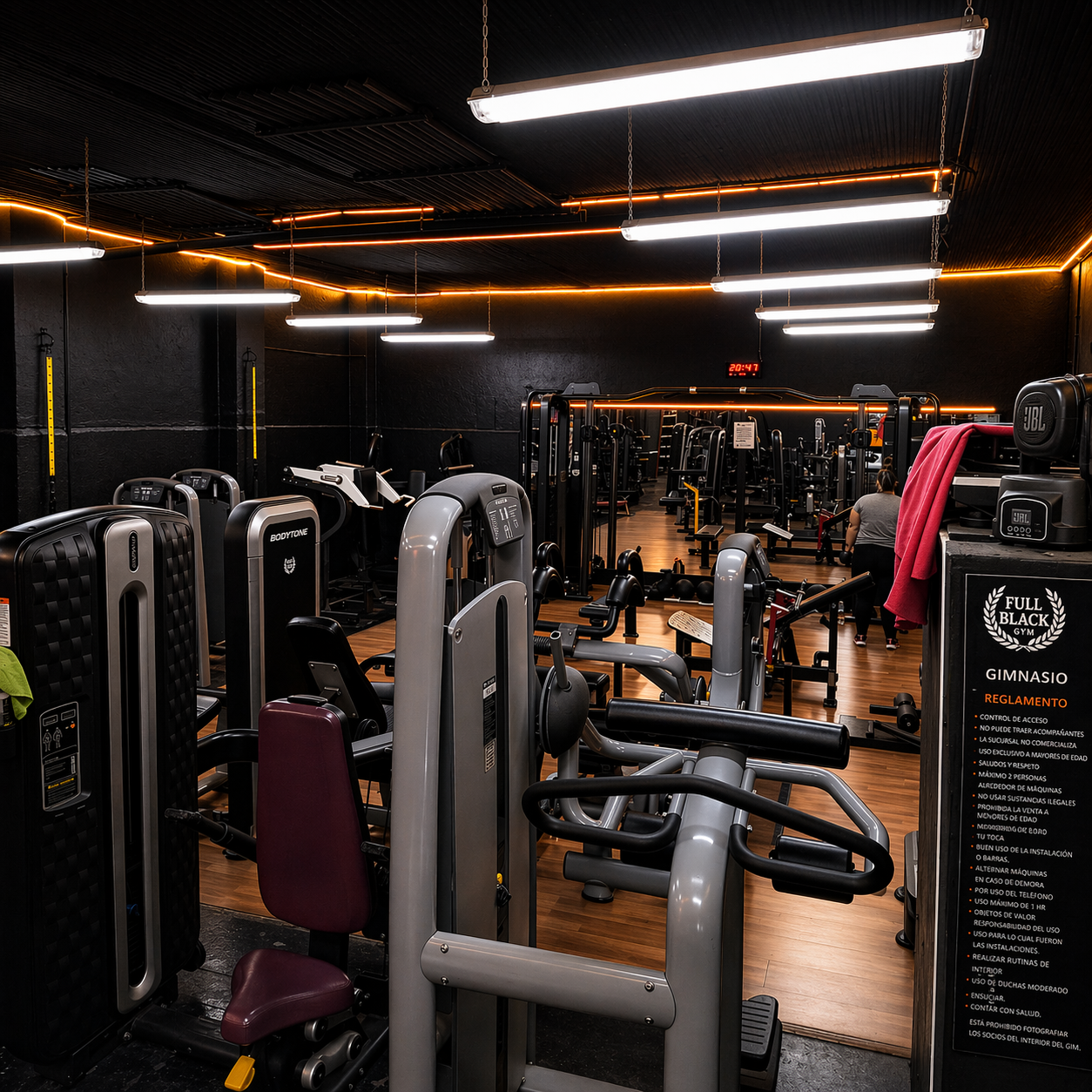 Máquinas de musculación Full Black Gym Rancagua